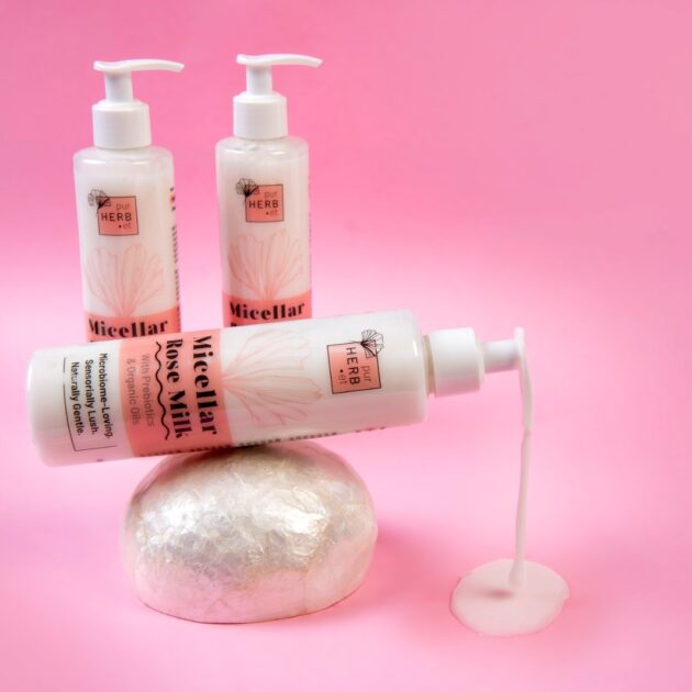 Sminklemosó tej rózsavízzel és prebiotikumokkal